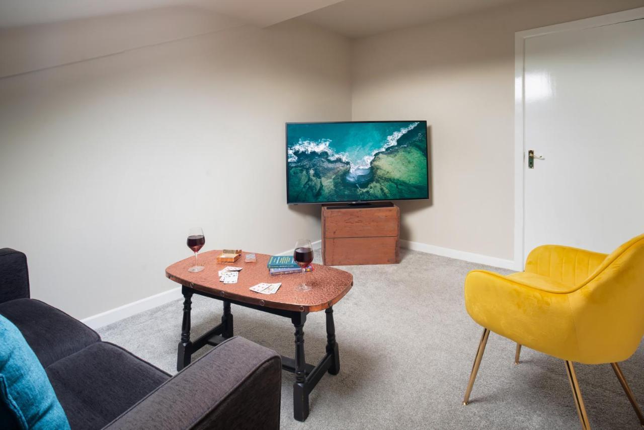 Albert Road Apartments Flat 3 Колн Экстерьер фото